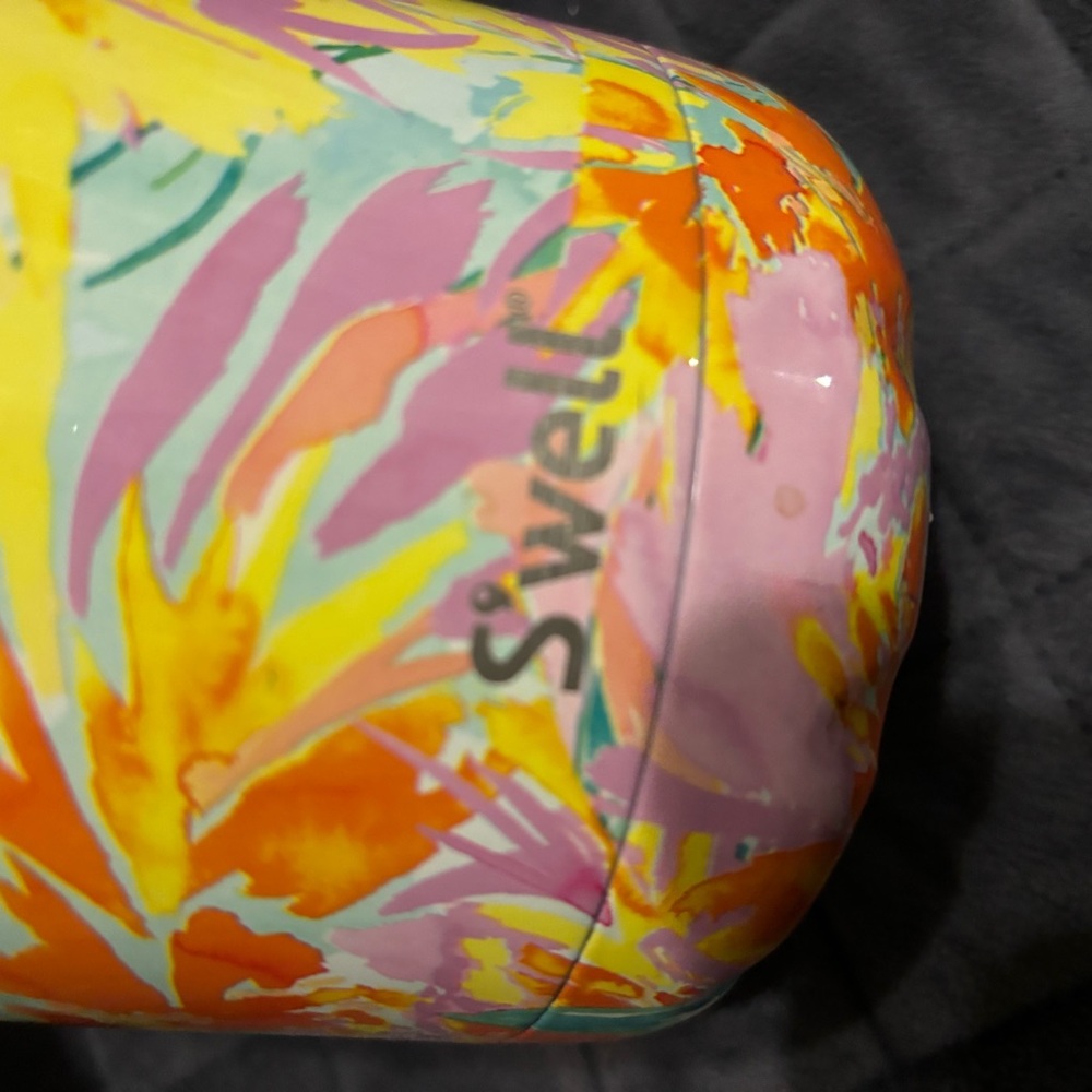 S'well Vibrant Floral Insulated Bottle - Picture 3 of 5